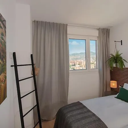 Urban Jungle In Center, 18th Floor, Rooftop Pool, Free Parking * Málaga