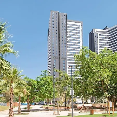 Apartamento Urban Jungle In Center, 18th Floor, Rooftop Pool, Free Parking *